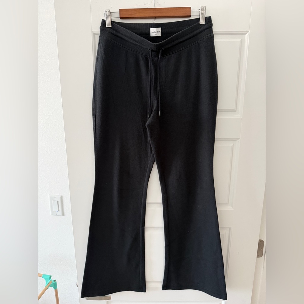 Aritzia Sunday Best Black Walffe Pants